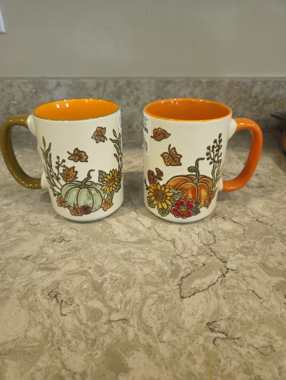 Set of 2 ELI + ANA Saddlebrook Farm Ceramic Mugs Pumpkins Fall Autumn Harvest